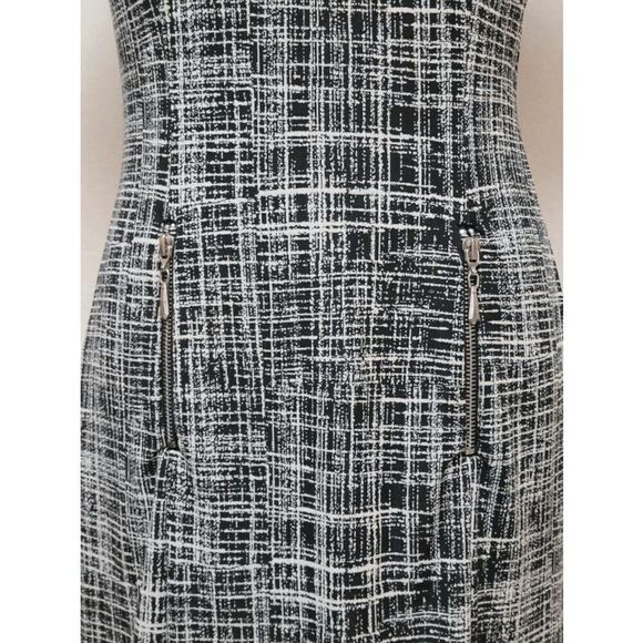 SHARAGANO Black and White Grid Print Zipper Decor Shift Office Dress SIZE 4 - Picture 9 of 12